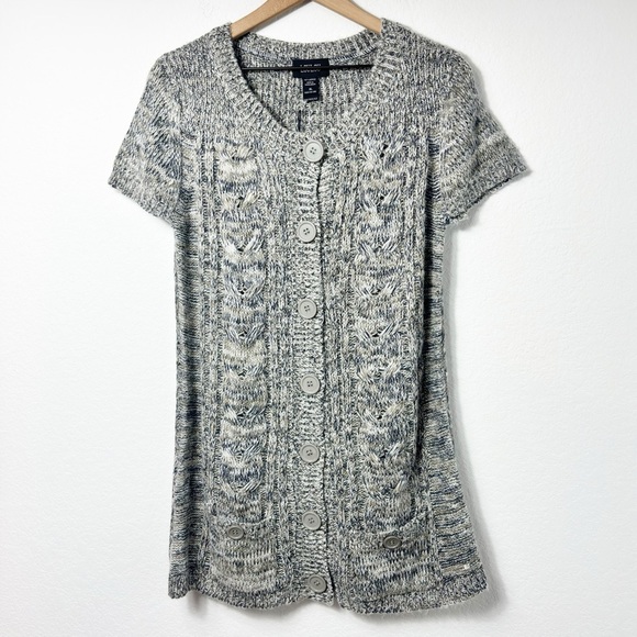 LOULOU XL GREY SHORT SLEEVE WOMEN SWEATER WITH BUTTONS SIZE XL BRAND NEW W/TAG - Picture 1 of 7